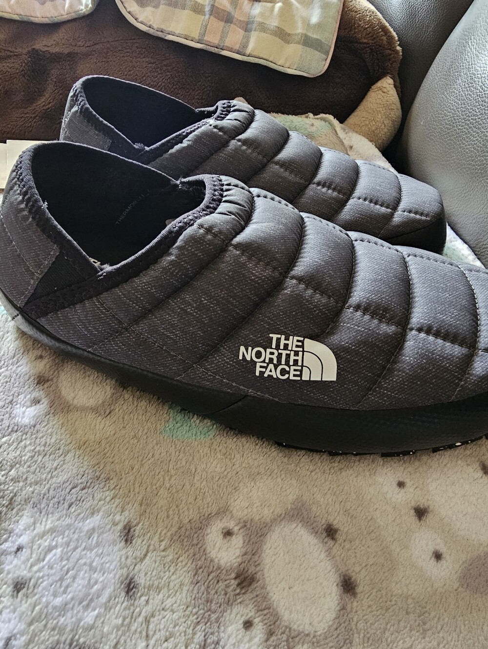 The North Face Women’s THERMOBALL™ Traction Mule V Size 9 Zinc Grey Heather